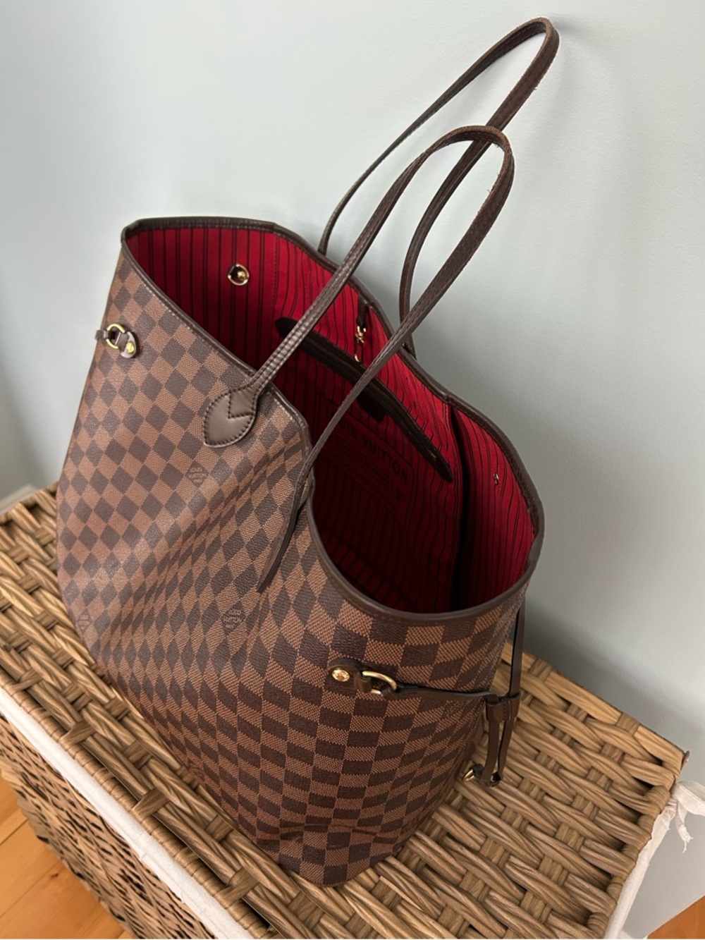 LOUIS VUITTON | Damier Ebene | Neverfull GM | Red Interior Lining